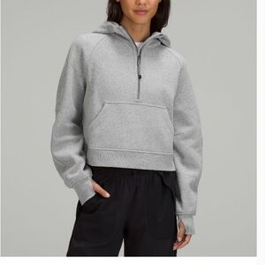 Cozy Gray Half-Zip Sweater with Long Sleeves and High Collar